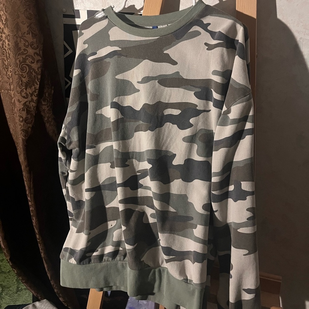 Camouflage Crewneck Sweatshirt